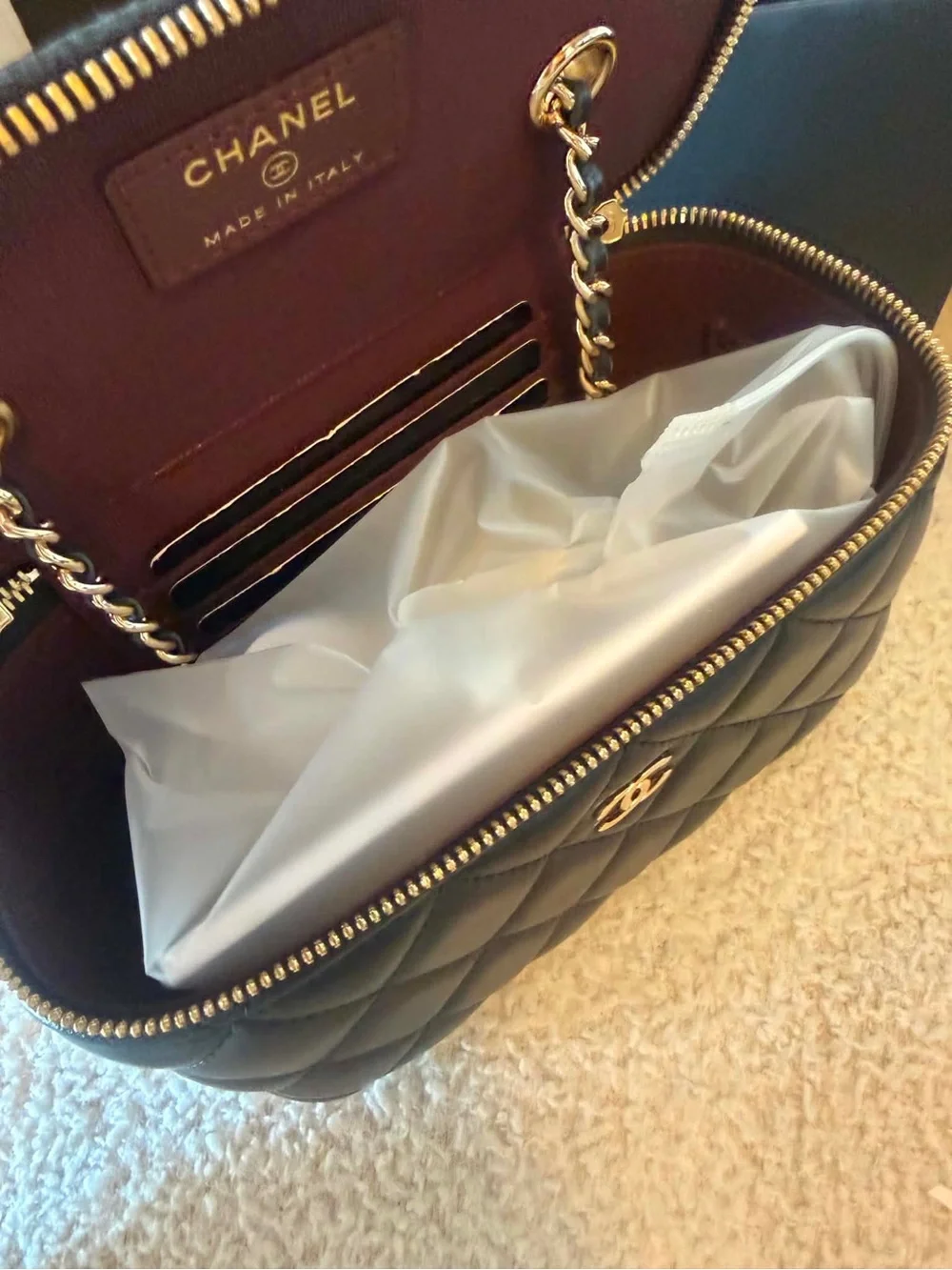 CHANEL classic quilted